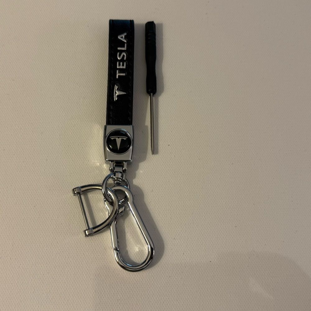 Tesla Key Fob Keychain in BlackโLeather NWT